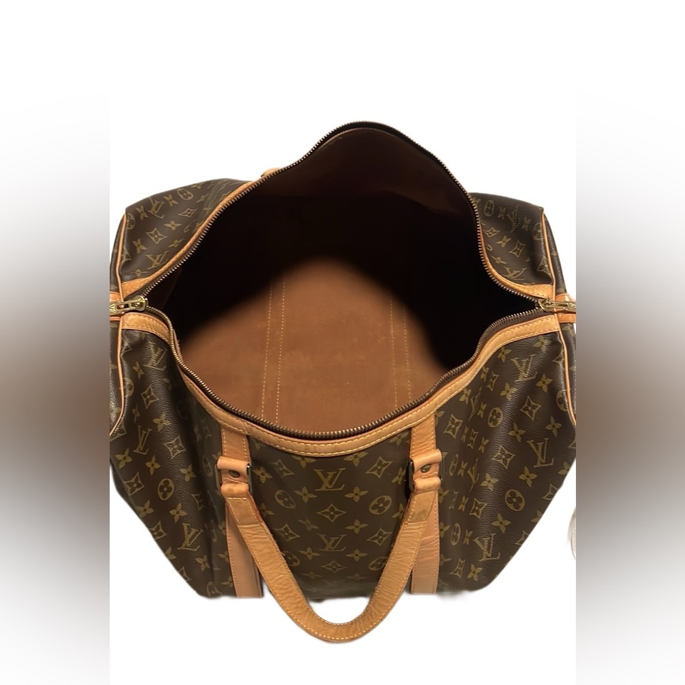 Louis Vuitton duffle - Picture 5 of 6